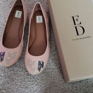 SOLD Ellen Degeneres ballet flat in nude sz 8